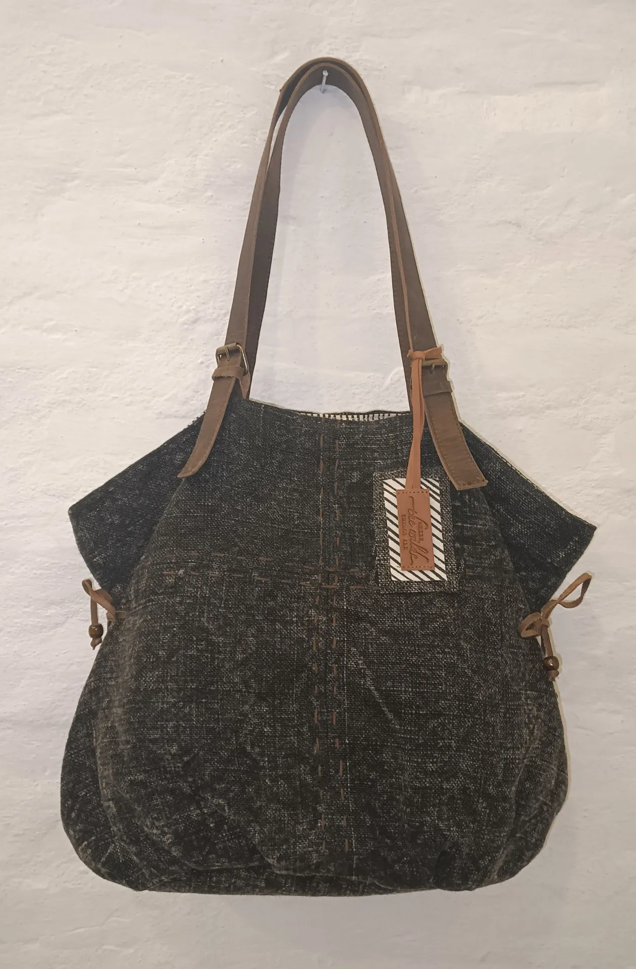 4 Points of the Compass, stonewashed jute shouder bag