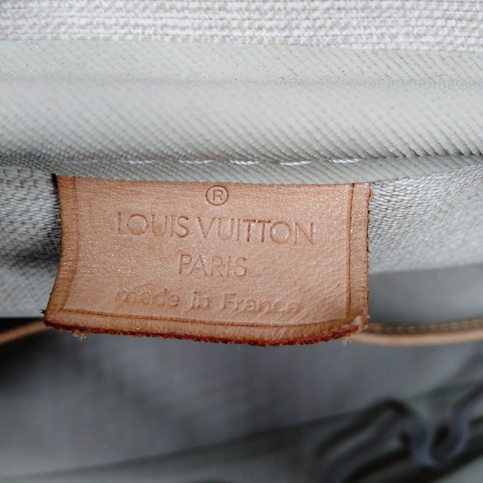 Louis Vuitton Deauville Brown Monogram Hand Bag