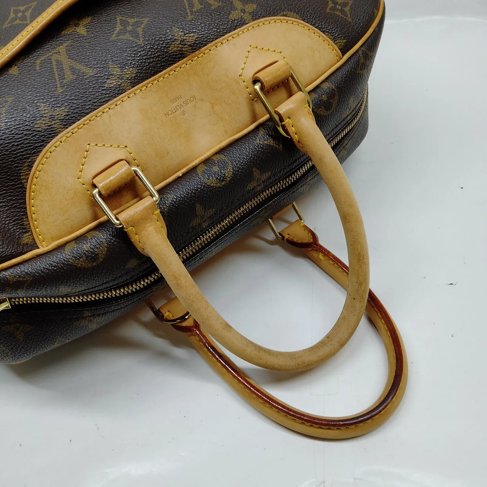 Louis Vuitton Deauville Brown Monogram Hand Bag