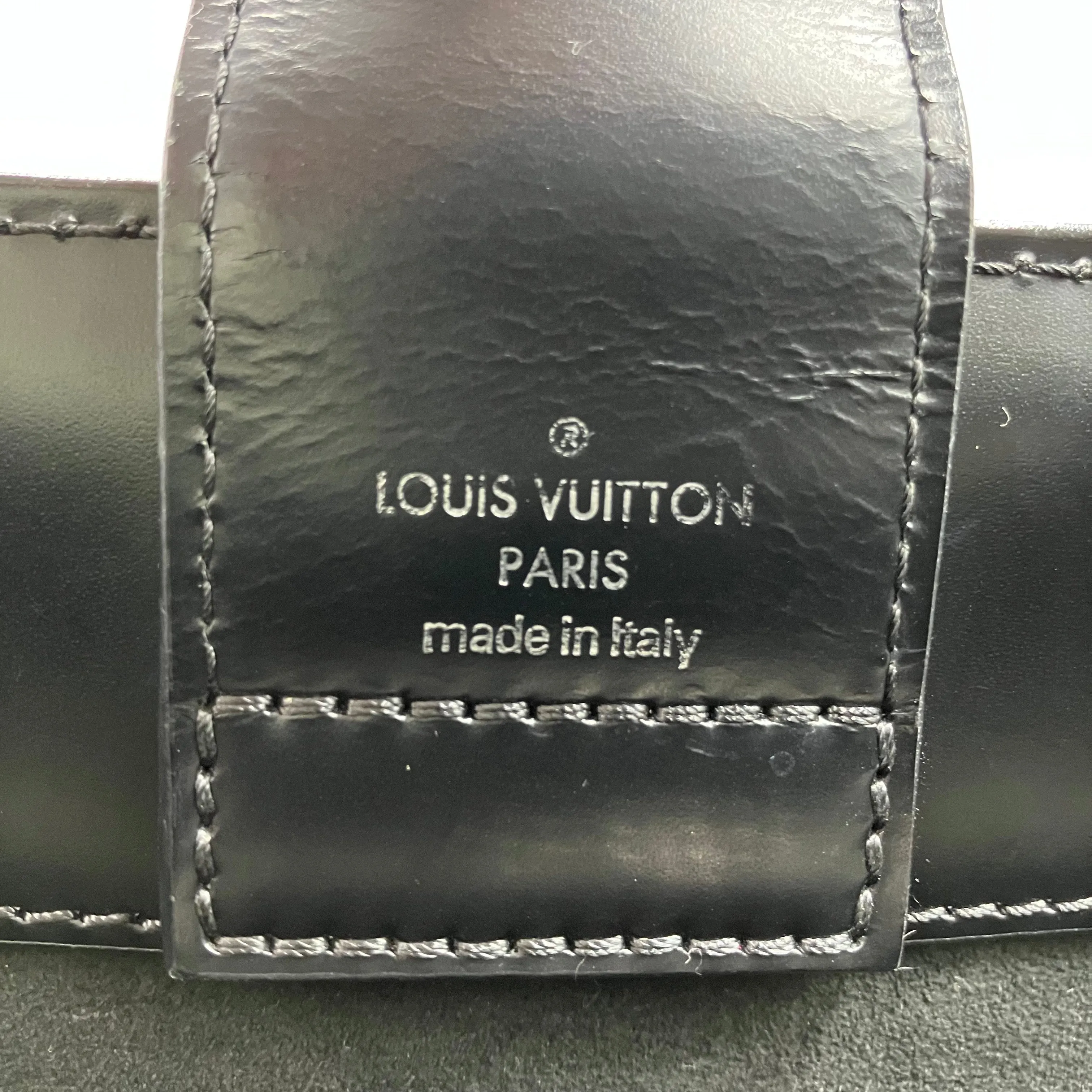 LOUIS VUITTON Epi Kleber