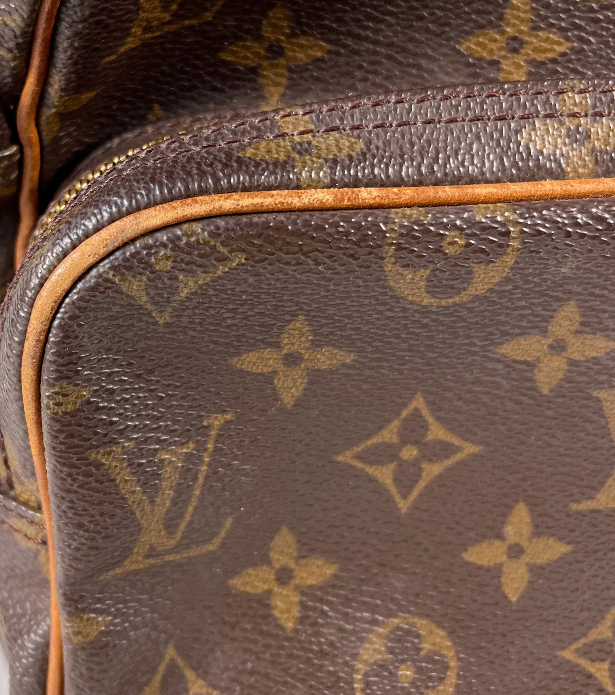 Louis Vuitton monogram vintage Nile crossbody NO0060