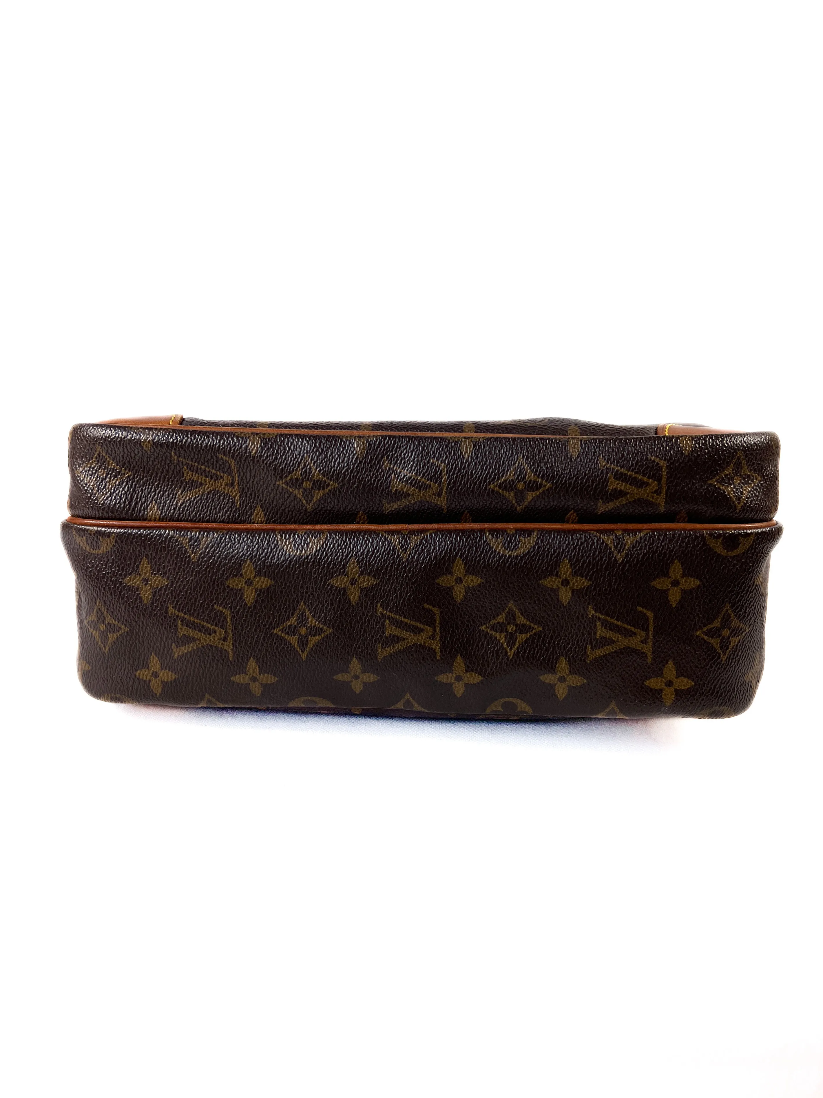 Louis Vuitton monogram vintage Nile crossbody NO0060