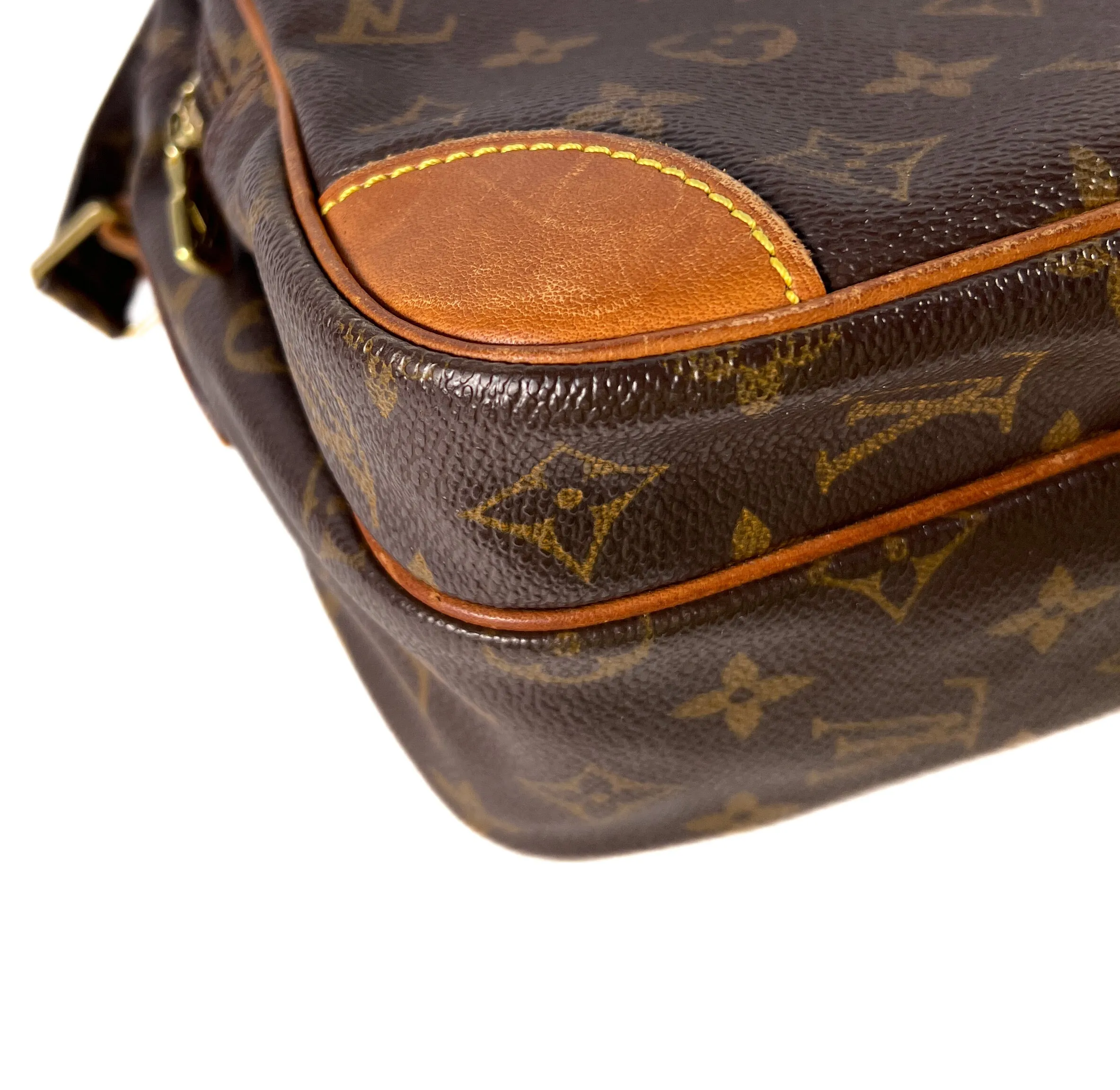 Louis Vuitton monogram vintage Nile crossbody NO0060