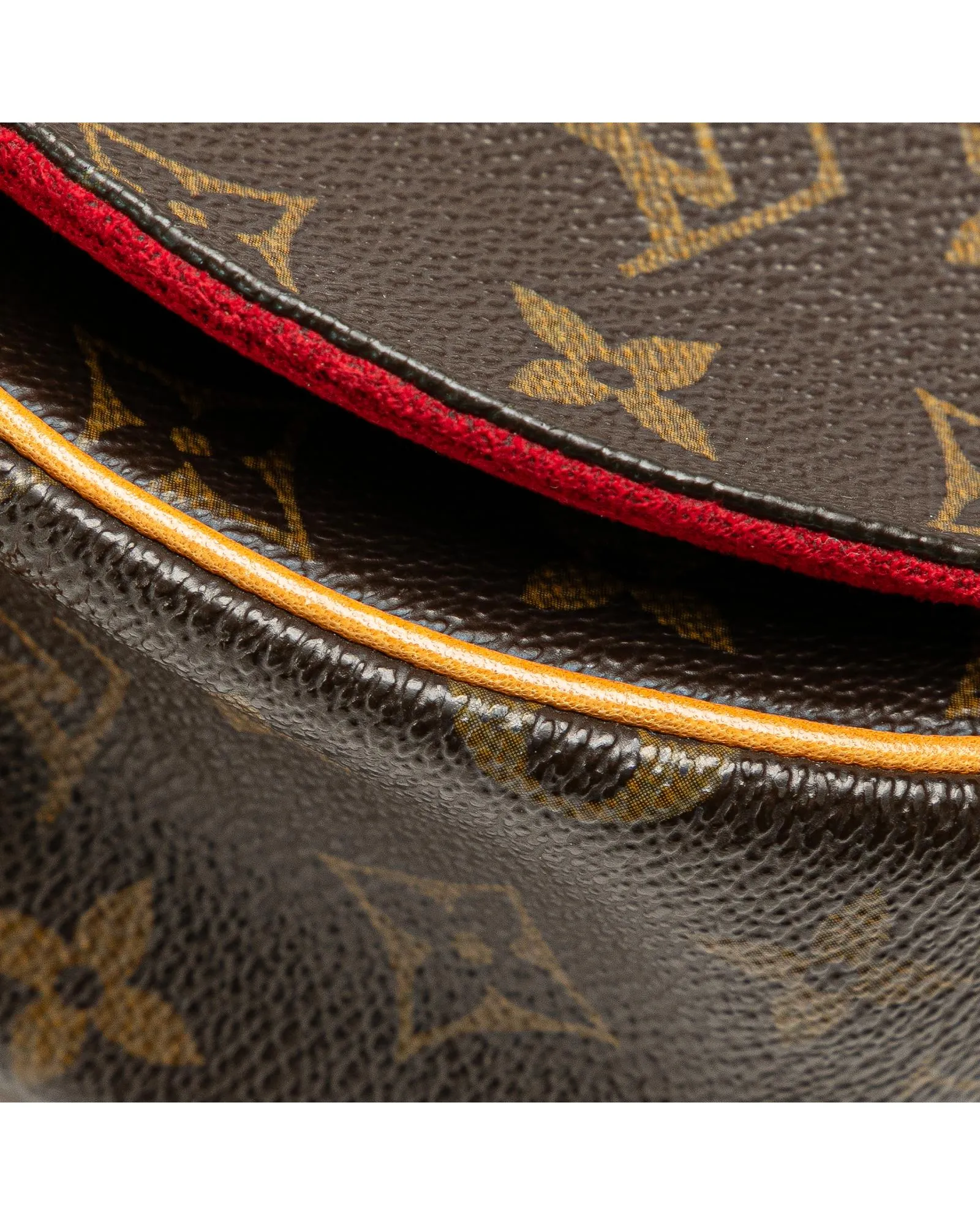 Louis Vuitton Pochette Metis Monogram Crossbody Bag