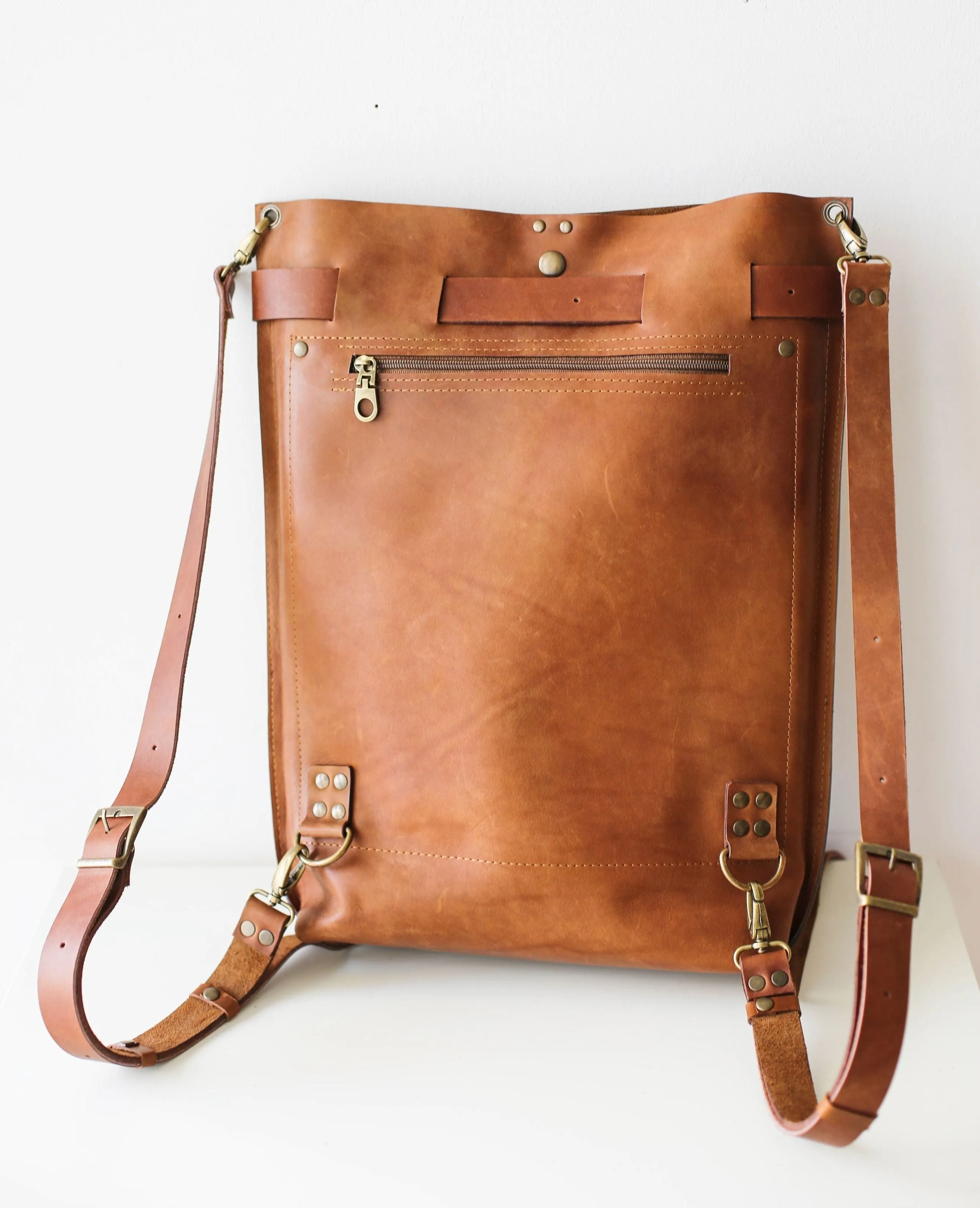 Men's Brown Leather Backpack