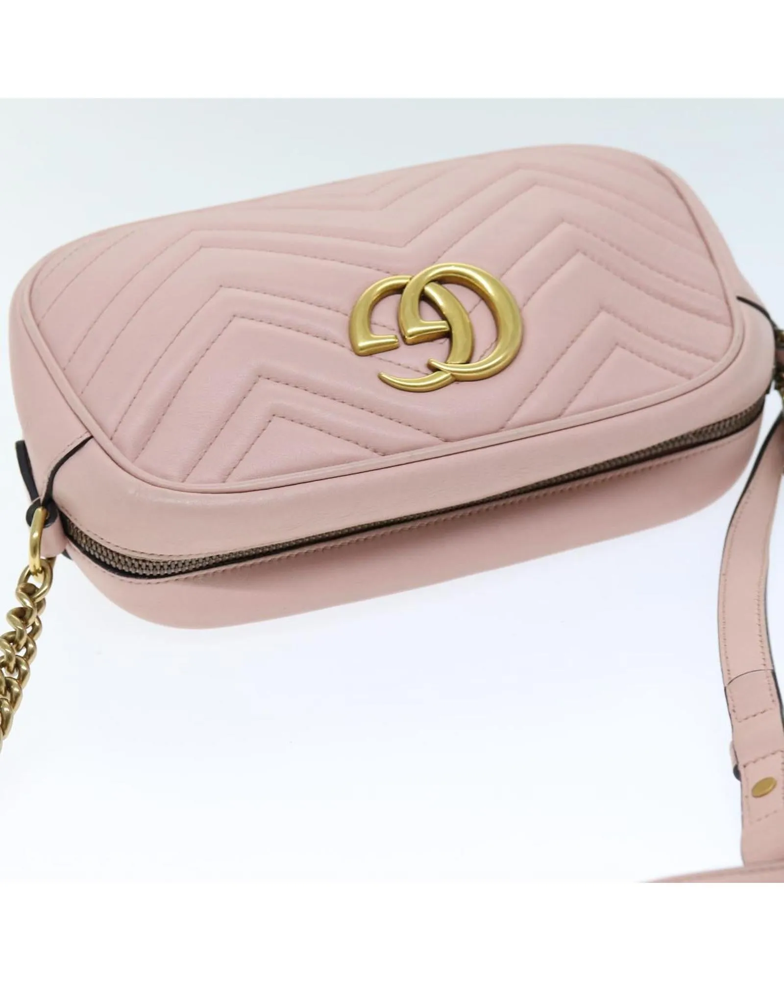 Pink Leather Chain Shoulder Bag by Gucci - Authentic and Pre-owned (Product ID: 385399)