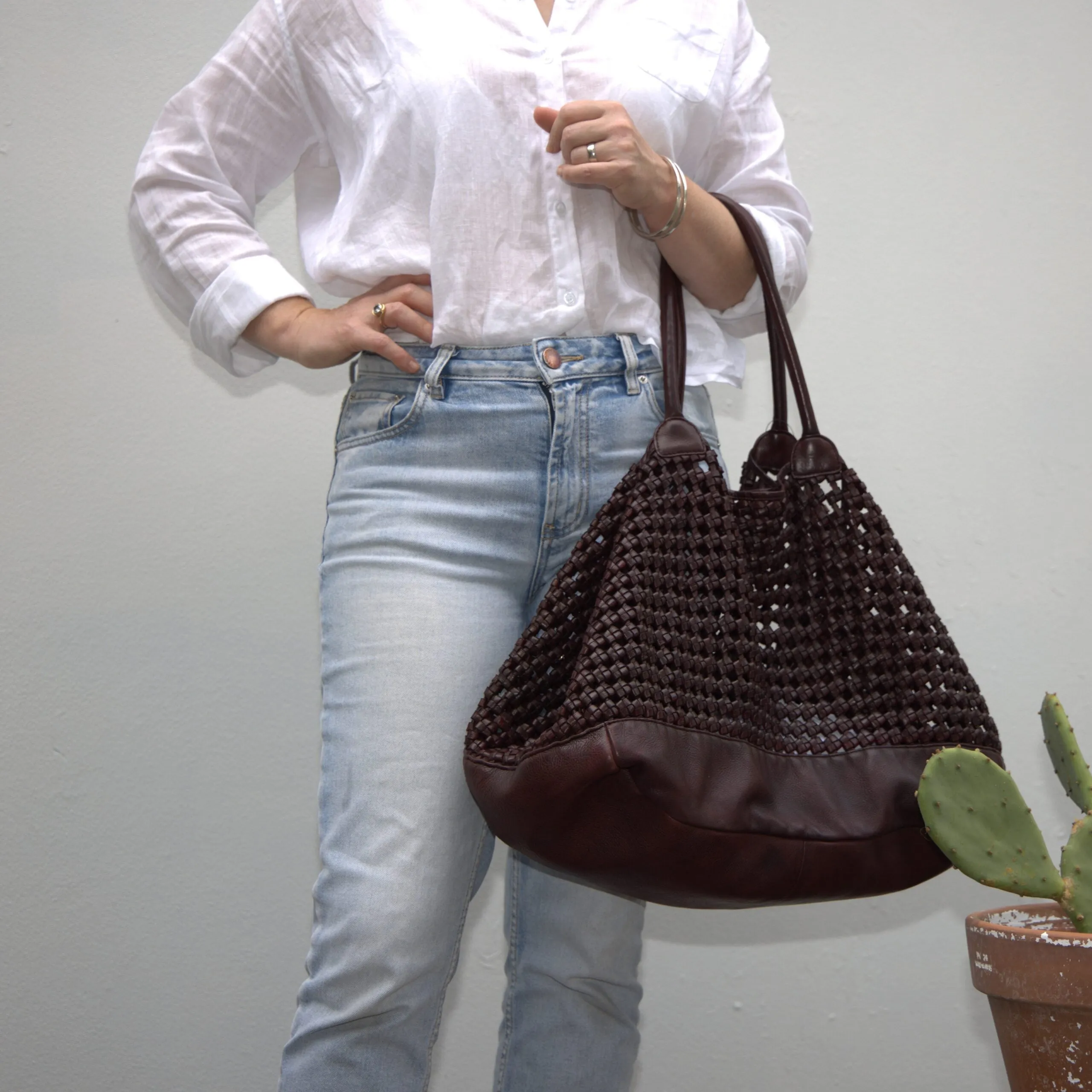 Stylish RH-4922 Pebbly Leather Shopper Bag by Rugged Hide